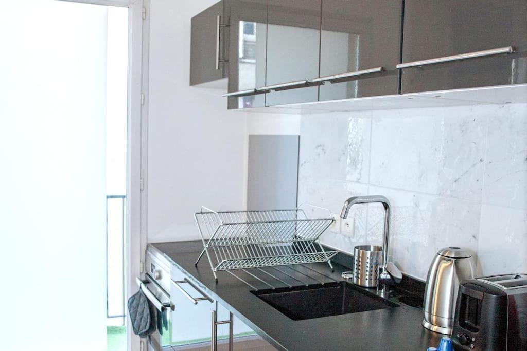 Grand 2 Pieces Balcon Parking Porte Paris Обервилье Экстерьер фото